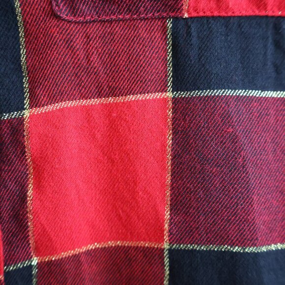 Style & Co Buffalo Plaid Shirt with Gold lines - Size S - Picture 9 of 9